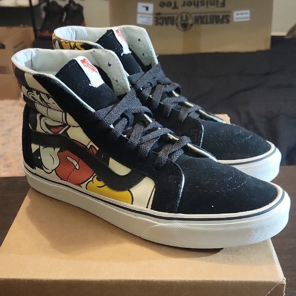 Vans Disney X Sk8-Hi "Mickey and Friends" Mens 7.5 Womens 9 EUC - Picture 3 of 10